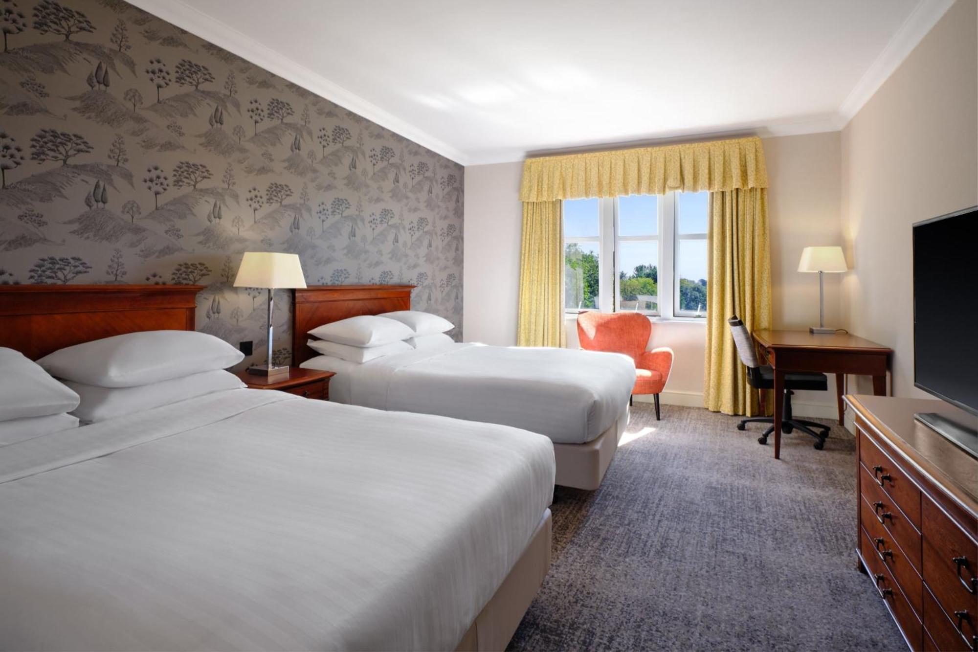 Delta Hotels By Marriott Breadsall Priory Country Club Derby Esterno foto