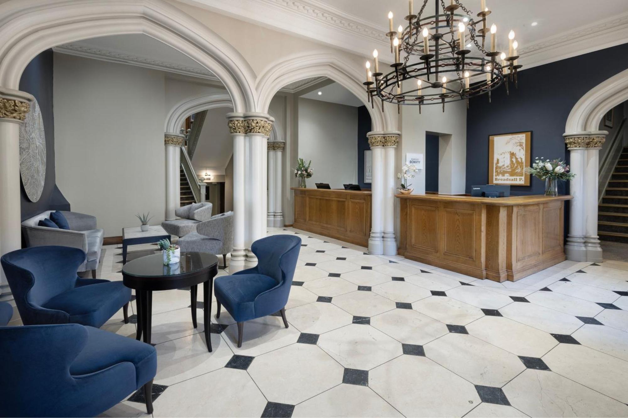 Delta Hotels By Marriott Breadsall Priory Country Club Derby Esterno foto