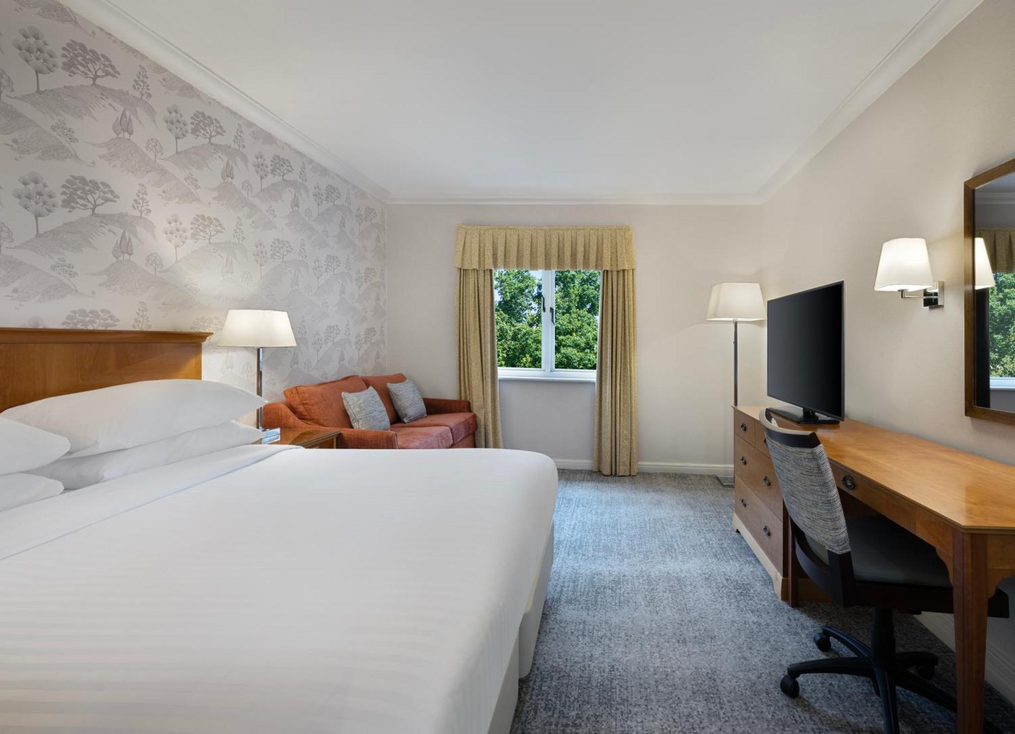 Delta Hotels By Marriott Breadsall Priory Country Club Derby Esterno foto