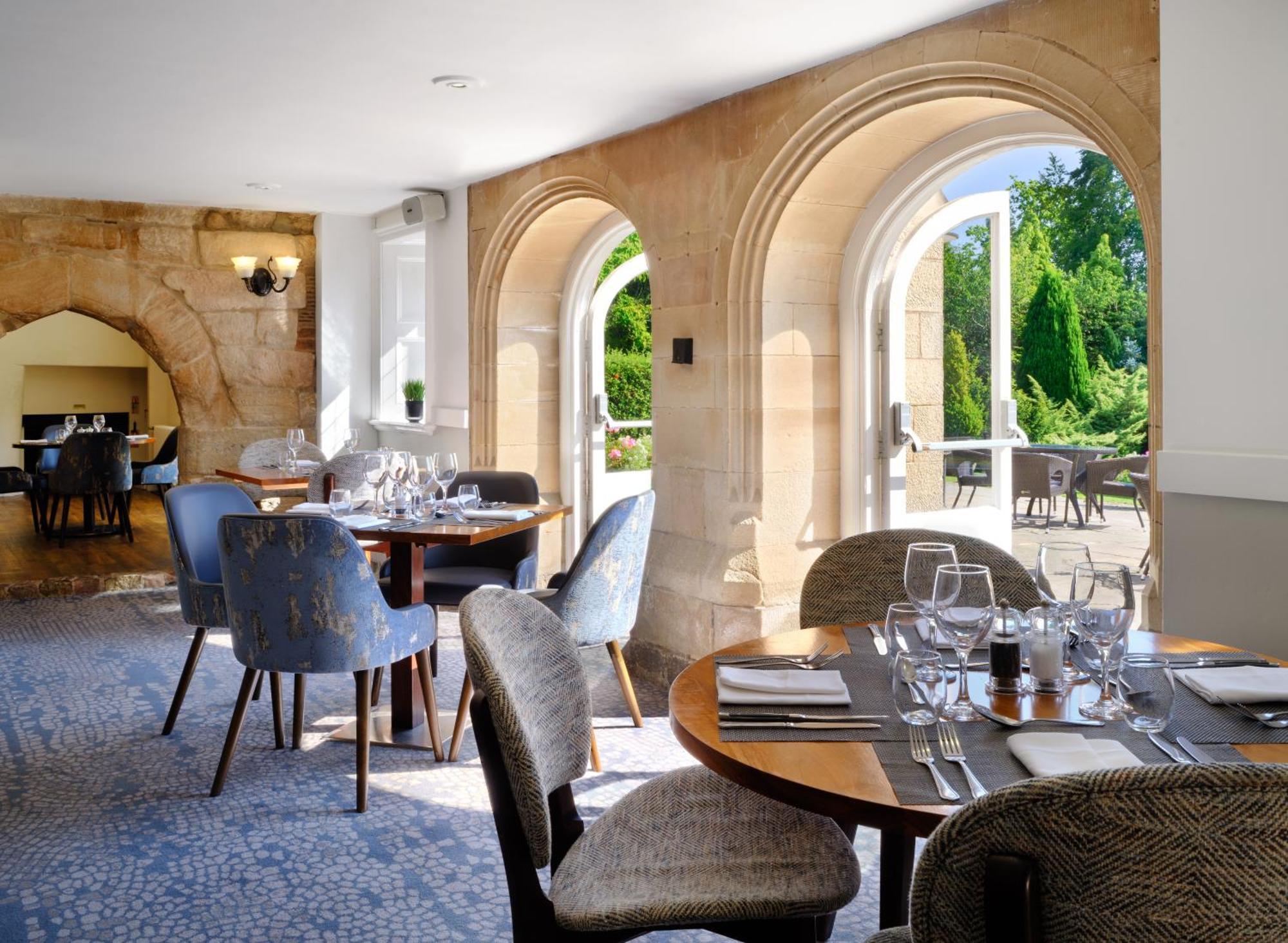 Delta Hotels By Marriott Breadsall Priory Country Club Derby Esterno foto
