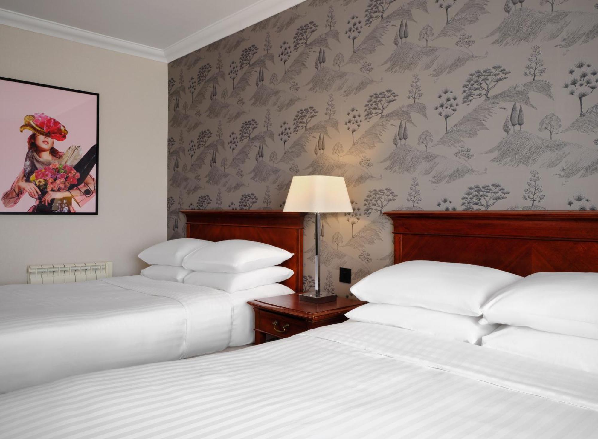 Delta Hotels By Marriott Breadsall Priory Country Club Derby Esterno foto