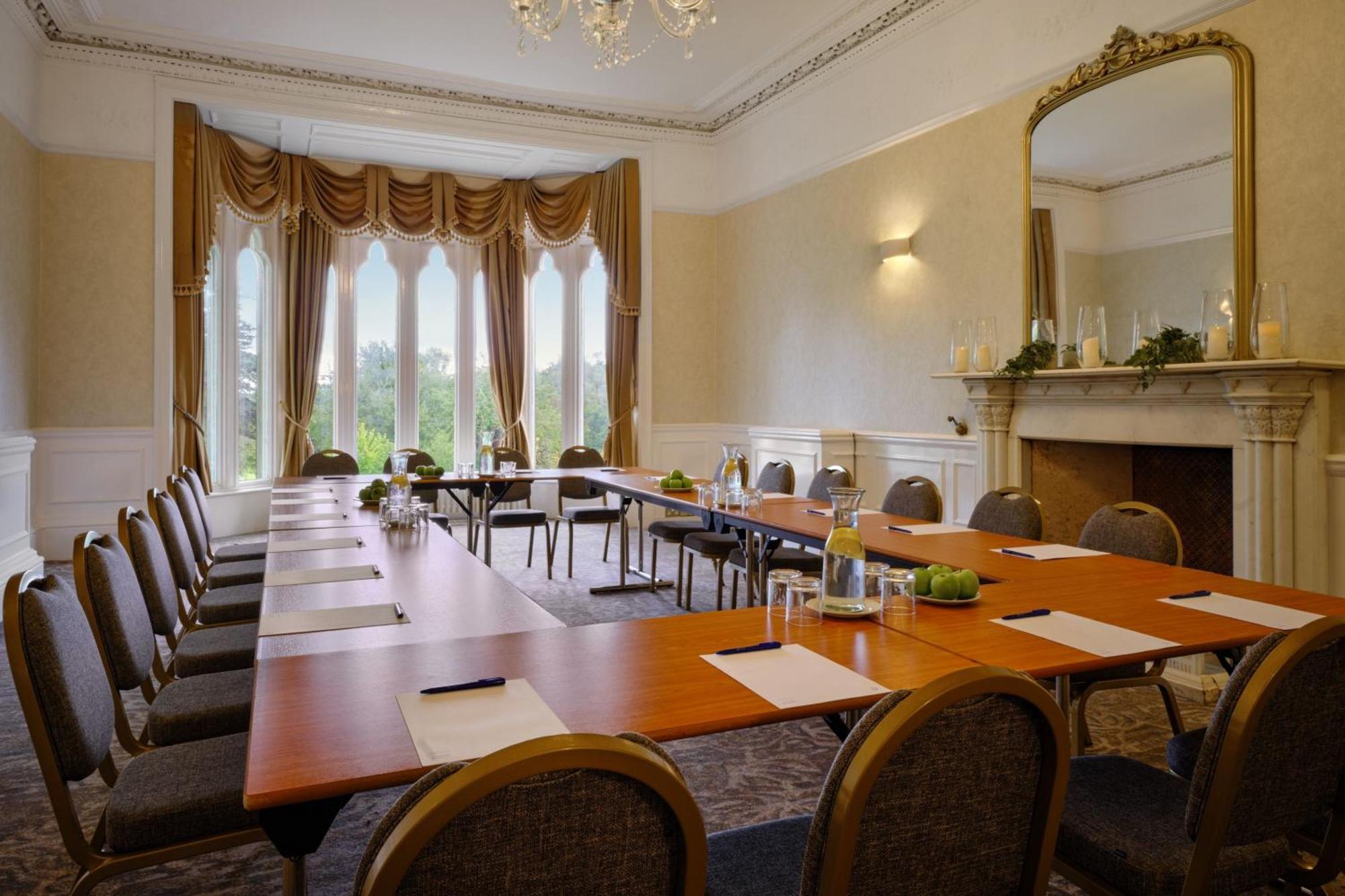 Delta Hotels By Marriott Breadsall Priory Country Club Derby Esterno foto