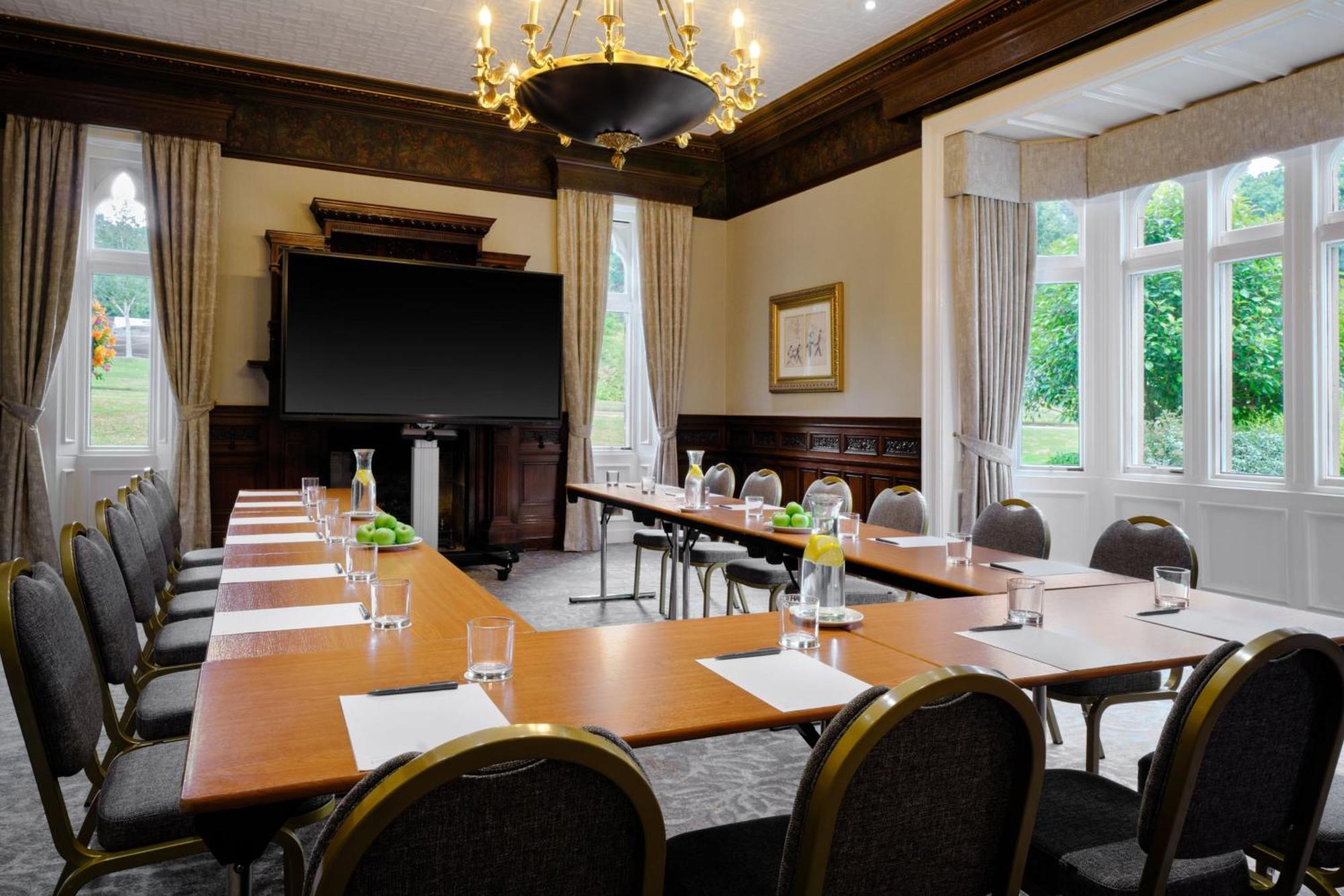 Delta Hotels By Marriott Breadsall Priory Country Club Derby Esterno foto